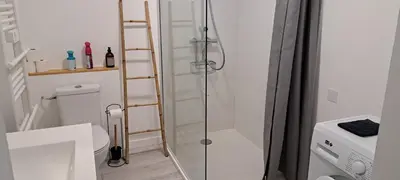 Salle de bains dans l'établissement Gîte du Chemin vert
