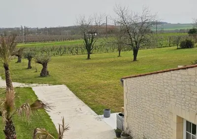 Jardin de l'établissement Les Anges de la Vigne