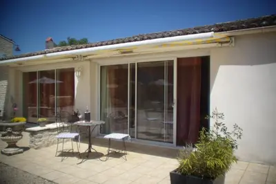 Balcon ou terrasse dans l'établissement Le Clos des Palmiers