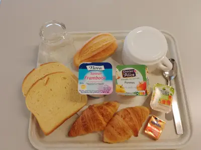 Nourriture dans l'hôtel ou à proximité