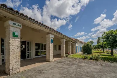 Bâtiment de le village vacances
