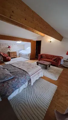Un ou plusieurs lits dans un hébergement de l'établissement Gite du Calme 3 Star Bed & Breakfast Cognac