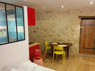 Un ou plusieurs lits dans un hébergement de l'établissement Tour Duguesclin