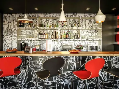 Boissons dans l'établissement Ibis Niort Est Mendes France