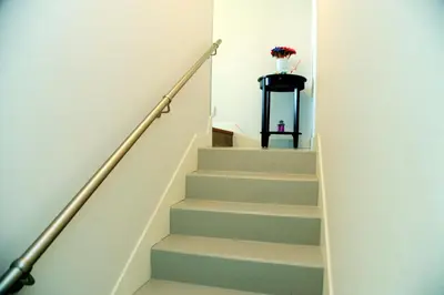 Plan de l'établissement Appartement contemporain à Cognac, 50 m² - Parking.