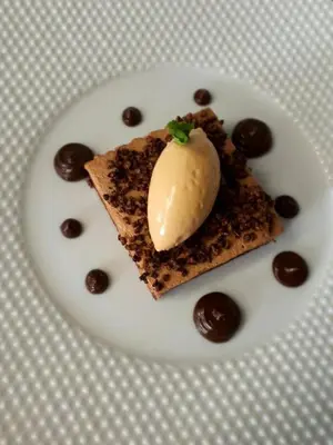 Nourriture dans l'hôtel ou à proximité
