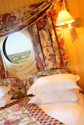 Un ou plusieurs lits dans un hébergement de l'établissement Hôtel L'Yeuse - Teritoria