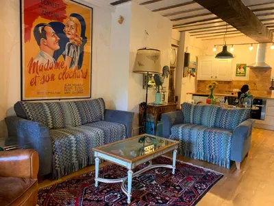 Coin salon dans l'établissement Gites Limousin - La Vienne
