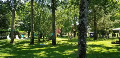 Jardin de l'établissement Chambre d'Hôtes le Gachignard