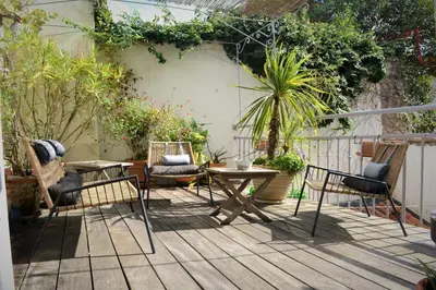 Jardin de l'établissement Petite Roche centre historique La Rochelle