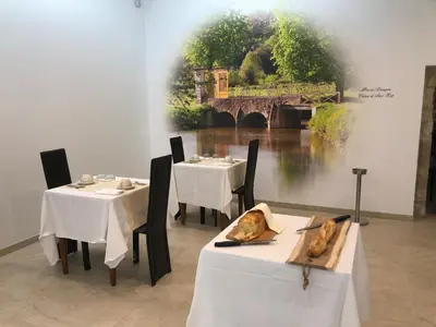 Vue sur la rivière ou le fleuve situé(e) à proximité de l'hôtel