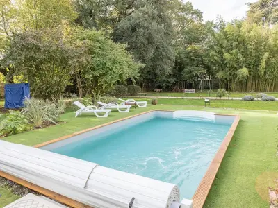 Piscine de l'établissement Chambre d'hotes La maison de Maître ou située à proximité
