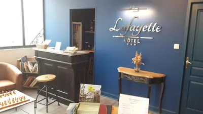 Plan de l'établissement Logis Hôtel Lafayette Rochefort France