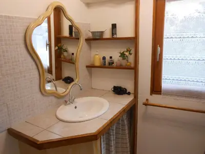 Salle de bains dans l'établissement Chambre d'hotes Le Fourniou