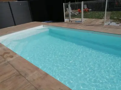 Piscine de l'établissement les tourterelles ou située à proximité