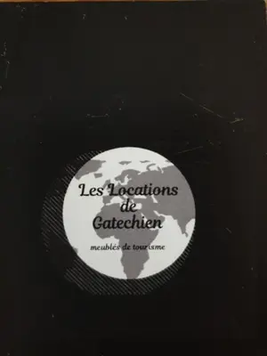 Certificat, récompense, panneau ou autre document affiché dans l'établissement La jolie chambre