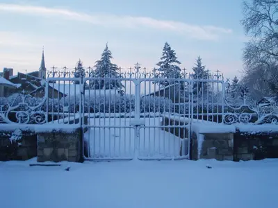 L'établissement Château de Saint Loup en hiver