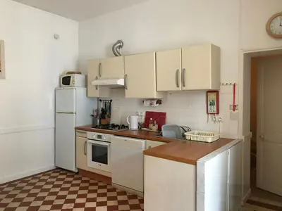 Cuisine ou kitchenette dans l'établissement Les Vieilles Ombres