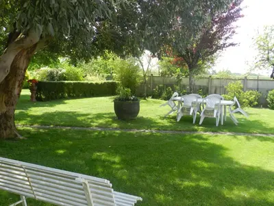 Jardin de l'établissement l eucalyptus