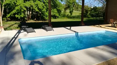 Piscine de l'établissement LePireauFr Gîtes Piscine chauffée ou située à proximité