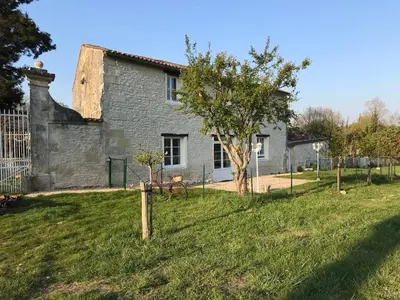 Jardin de l'établissement le Logis du Plessis
