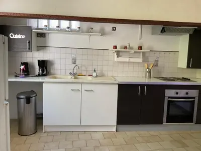 Cuisine ou kitchenette dans l'établissement Chambres, Table d'Hôtes et Gites Les Mesanges