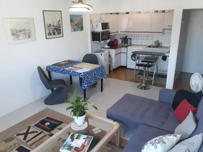 Cuisine ou kitchenette dans l'établissement L'Escale
