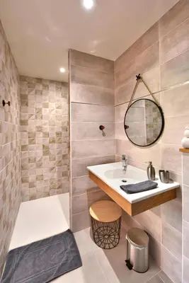 Salle de bains dans l'établissement domaine d' Arcalis
