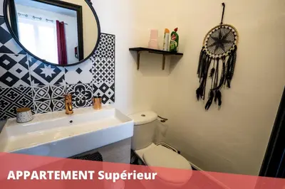 Salle de bains dans l'établissement Les Apparts de Blossac Poitiers
