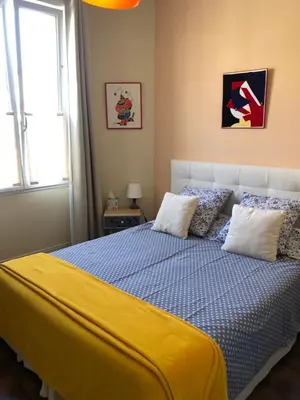 Un ou plusieurs lits dans un hébergement de l'établissement Saint James House