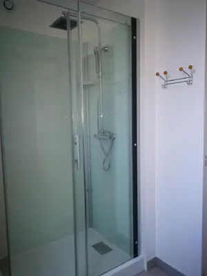 Salle de bains dans l'établissement beau T2 lumineux 1er etage