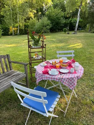 Jardin de l'établissement La Laiterie du Logis