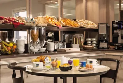 Nourriture dans l'hôtel ou à proximité