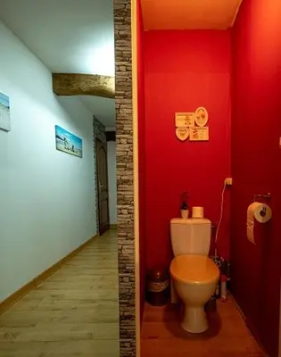 Salle de bains dans l'établissement Coeur-de-charente-maritime, au fil de l'eau