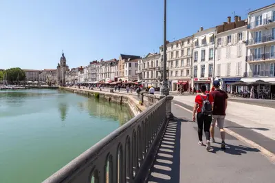 Vue sur la rivière ou le fleuve situé(e) à proximité de l'hôtel