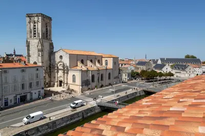Plan de l'établissement Tour de Nesle La Rochelle Vieux Port 3 etoiles
