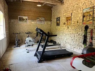 Salle ou équipements de sports de l'établissement 1854 Chassors