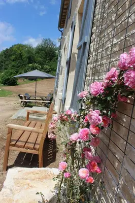 Jardin de l'établissement Château des Loups - Les Pommiers