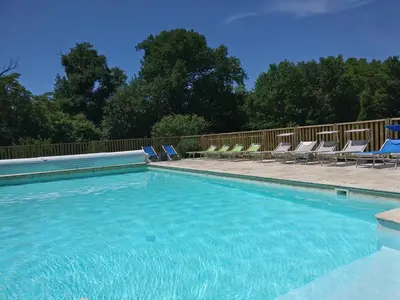 Piscine de l'établissement Montboulard ou située à proximité