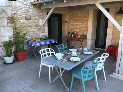 Terrasse ou espace extérieur de l'établissement AU LOGIS DE BELLEFOIS - Chambres d'hôtes