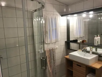 Salle de bains dans l'établissement Logis de Flamenac