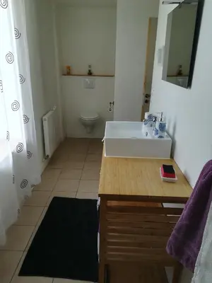 Salle de bains dans l'établissement Les Marmottes Charentaises