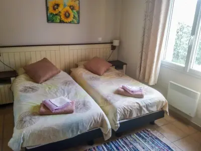 Un ou plusieurs lits dans un hébergement de l'établissement Villa in Les Forges with Golf Access