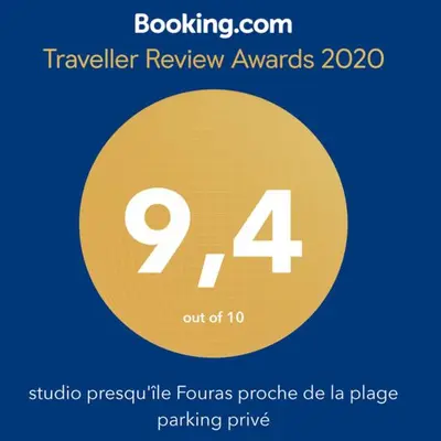 Certificat, récompense, panneau ou autre document affiché dans l'établissement studio presqu'île Fouras proche de la plage parking privé