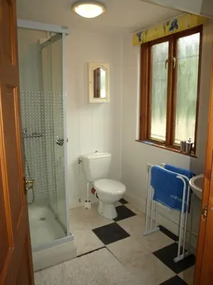 Salle de bains dans l'établissement Gites Le Bois de l'Eglise