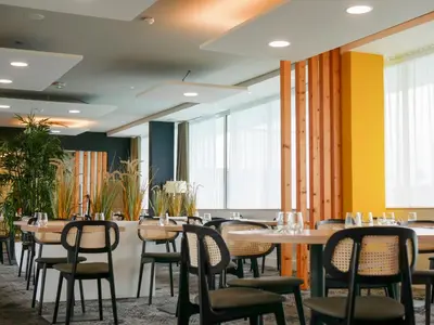 Restaurant ou autre lieu de restauration dans l'établissement ibis Styles Poitiers Nord