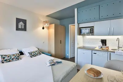 Cuisine ou kitchenette dans l'établissement Résidence Pierre & Vacances Centre