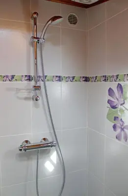Salle de bains dans l'établissement Chambres d'Hôtes Domaine Le Fragnaud