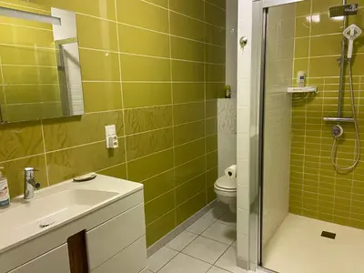 Salle de bains dans l'établissement La halte chambre chez l habitant