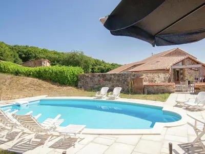 Piscine de l'établissement Holiday Home in Roussines with Private Pool ou située à proximité